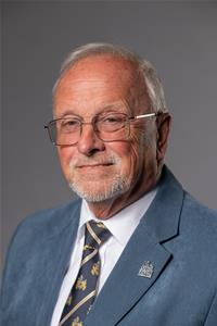 Profile image for Councillor Mike Howland