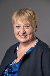 Profile image for Councillor Lesley Bambridge